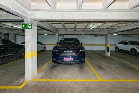 Apartamento à venda com 125m², 3 quartos e 3 vagas Apartamento à venda com 125m², 3 quartos e 3 vagasGaragem