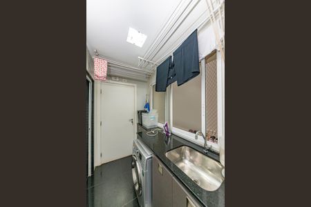 Apartamento à venda com 125m², 3 quartos e 3 vagas Apartamento à venda com 125m², 3 quartos e 3 vagasÁrea de Serviço