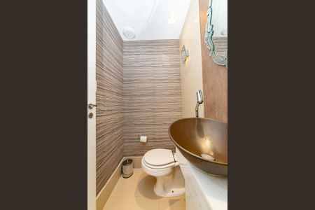 Apartamento à venda com 125m², 3 quartos e 3 vagas Apartamento à venda com 125m², 3 quartos e 3 vagasLavabo