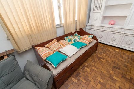 Apartamento à venda com 40m², 2 quartos e 1 vagaSala - Sofá