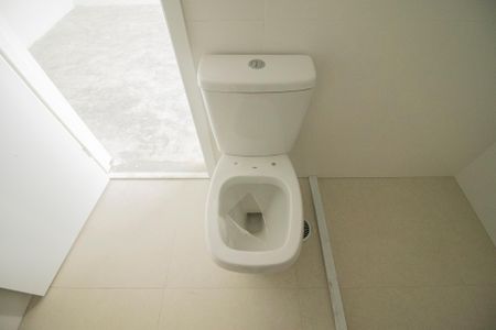 Apartamento à venda com 125m², 3 quartos e 2 vagas Apartamento à venda com 125m², 3 quartos e 2 vagasBanheiro da Suíte 2