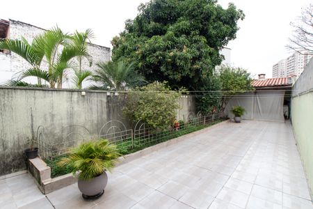 Casa à venda com 141m², 3 quartos e 3 vagasQuintal