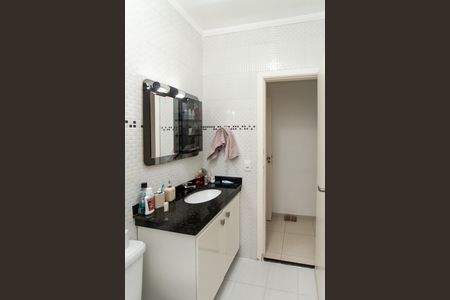 Casa à venda com 141m², 3 quartos e 3 vagasBanheiro da Suíte