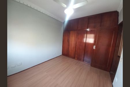 Apartamento para alugar com 136m², 3 quartos e 1 vaga Apartamento para alugar com 136m², 3 quartos e 1 vagaQuarto 2