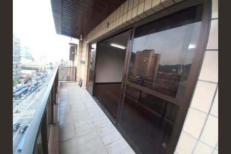 Apartamento para alugar com 136m², 3 quartos e 1 vaga Apartamento para alugar com 136m², 3 quartos e 1 vagaVaranda da Sala
