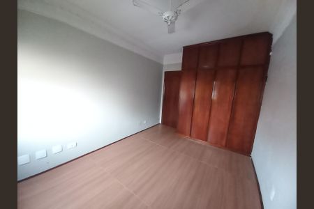 Apartamento para alugar com 136m², 3 quartos e 1 vaga Apartamento para alugar com 136m², 3 quartos e 1 vagaQuarto 1