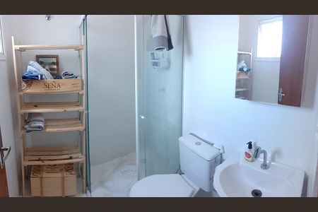 Apartamento à venda com 42m², 2 quartos e 2 vagas Apartamento à venda com 42m², 2 quartos e 2 vagasBanheiro