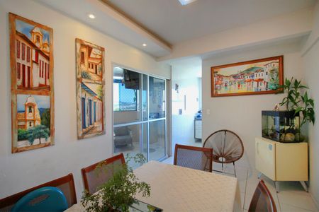 Apartamento à venda com 126m², 3 quartos e 1 vagaSala