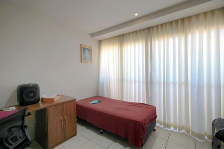 Apartamento à venda com 126m², 3 quartos e 1 vagaQuarto 2