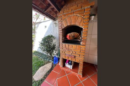 Casa à venda com 185m², 3 quartos e 2 vagas Casa à venda com 185m², 3 quartos e 2 vagasFoto 02