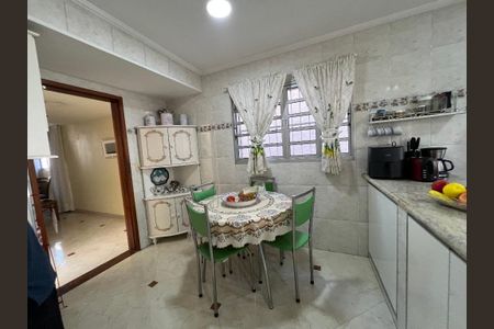Casa à venda com 185m², 3 quartos e 2 vagas Casa à venda com 185m², 3 quartos e 2 vagasFoto 29