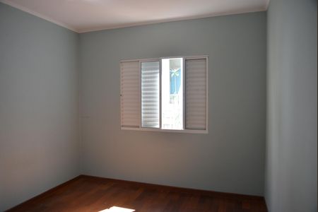 Casa à venda com 148m², 4 quartos e 2 vagasQuarto 2