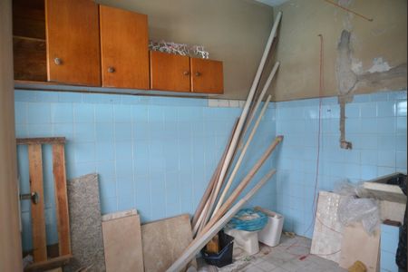 Casa à venda com 148m², 4 quartos e 2 vagasEdícula