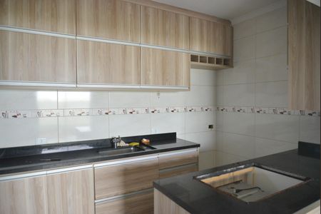 Casa à venda com 148m², 4 quartos e 2 vagasCozinha