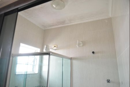 Casa à venda com 148m², 4 quartos e 2 vagasBanheiro/Suíte