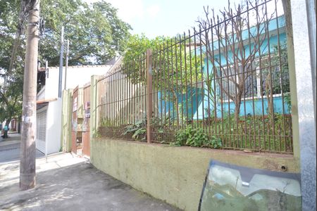 Casa à venda com 148m², 4 quartos e 2 vagasFachada