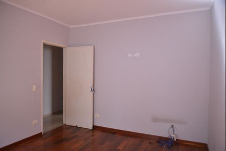 Casa à venda com 148m², 4 quartos e 2 vagasQuarto 1