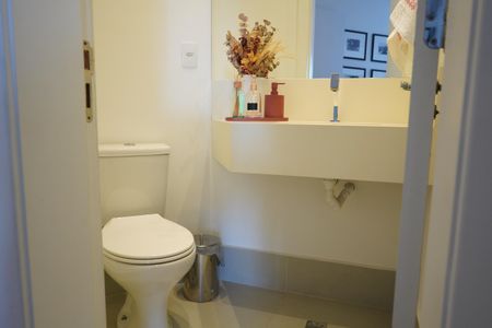 Apartamento à venda com 160m², 3 quartos e 3 vagasLavabo