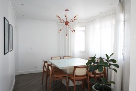 Apartamento à venda com 160m², 3 quartos e 3 vagasSala