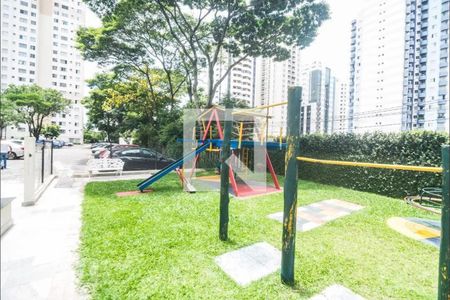 Apartamento à venda com 48m², 2 quartos e 1 vaga Apartamento à venda com 48m², 2 quartos e 1 vagaÁrea comum - Playground