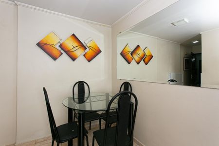 Apartamento à venda com 48m², 2 quartos e 1 vaga Apartamento à venda com 48m², 2 quartos e 1 vagaSala