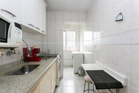 Apartamento à venda com 48m², 2 quartos e 1 vaga Apartamento à venda com 48m², 2 quartos e 1 vagaCozinha