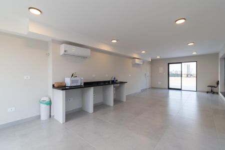 Apartamento para alugar com 30m², 1 quarto e sem vagaÁrea comum - Salão de festas