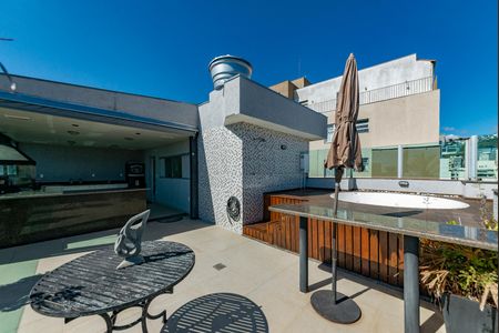 Apartamento à venda com 250m², 3 quartos e 2 vagasVaranda gourmet