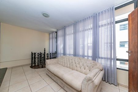 Apartamento à venda com 250m², 3 quartos e 2 vagasHall