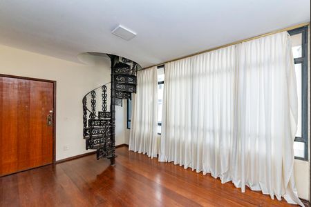 Apartamento à venda com 250m², 3 quartos e 2 vagasSala 1