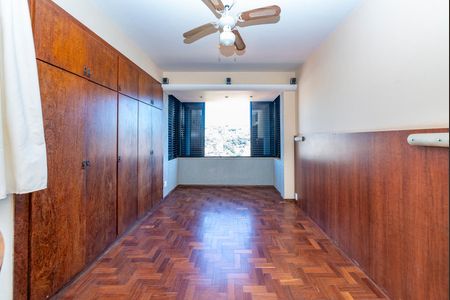 Apartamento à venda com 250m², 3 quartos e 2 vagasSuíte