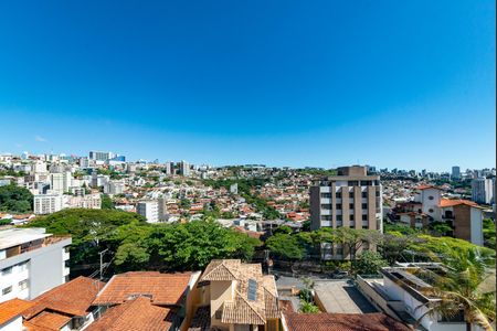 Apartamento à venda com 250m², 3 quartos e 2 vagasQuarto 2