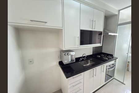Apartamento à venda com 74m², 3 quartos e 1 vaga Apartamento à venda com 74m², 3 quartos e 1 vagaFoto 04
