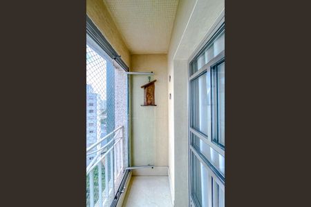 Apartamento à venda com 101m², 3 quartos e 1 vagaVaranda