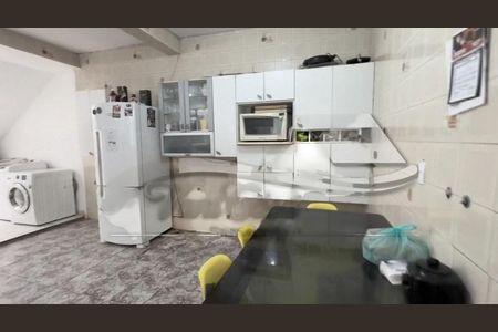Casa à venda com 140m², 3 quartos e 2 vagas