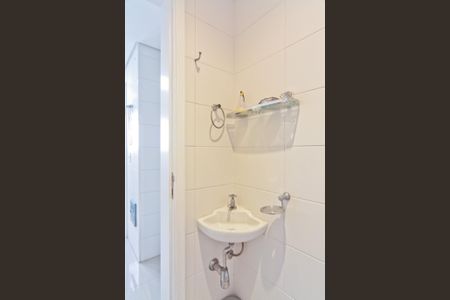 Apartamento para alugar com 144m², 3 quartos e 3 vagas Apartamento para alugar com 144m², 3 quartos e 3 vagasÁrea de Serviço