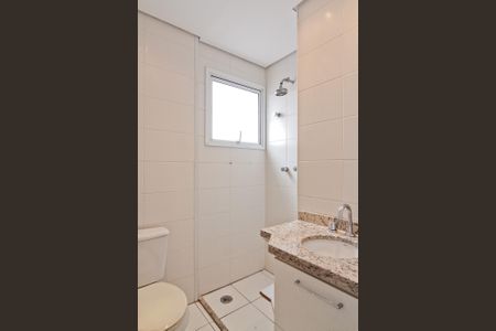 Apartamento para alugar com 144m², 3 quartos e 3 vagas Apartamento para alugar com 144m², 3 quartos e 3 vagasBanheiro da Suíte 2