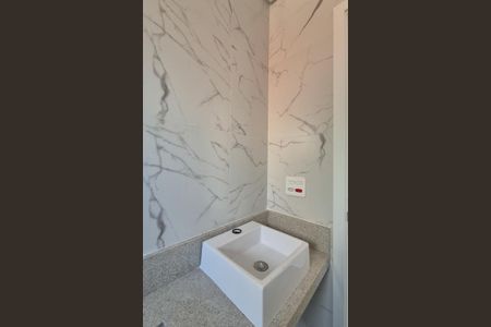 Apartamento à venda com 140m², 3 quartos e 2 vagas Apartamento à venda com 140m², 3 quartos e 2 vagasBanheiro