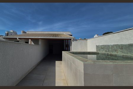 Apartamento à venda com 140m², 3 quartos e 2 vagas Apartamento à venda com 140m², 3 quartos e 2 vagasCobertura