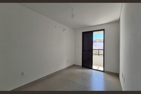 Apartamento à venda com 140m², 3 quartos e 2 vagas Apartamento à venda com 140m², 3 quartos e 2 vagasSuíte
