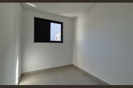 Apartamento à venda com 140m², 3 quartos e 2 vagas Apartamento à venda com 140m², 3 quartos e 2 vagasQuarto 2