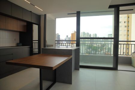 Studio à venda com 77m², 1 quarto e 1 vagaStudio