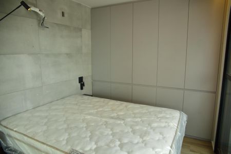 Studio à venda com 77m², 1 quarto e 1 vagaStudio