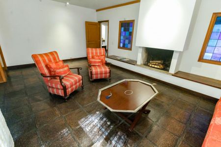 Casa à venda com 1157m², 6 quartos e 8 vagas Casa à venda com 1157m², 6 quartos e 8 vagasSala 3