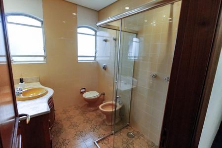 Casa à venda com 1157m², 6 quartos e 8 vagas Casa à venda com 1157m², 6 quartos e 8 vagasBanheiro 1