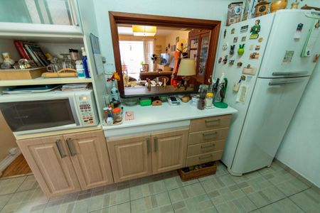 Apartamento à venda com 127m², 4 quartos e 2 vagas Apartamento à venda com 127m², 4 quartos e 2 vagasCozinha