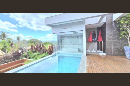Casa de condomínio à venda com 1000m², 4 quartos e 4 vagasPiscina