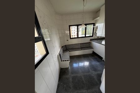Apartamento à venda com 250m², 4 quartos e 2 vagasFoto 03