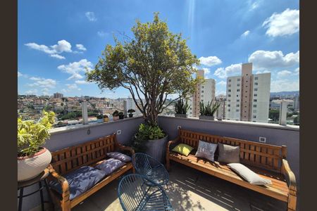 Apartamento à venda com 131m², 3 quartos e 3 vagas