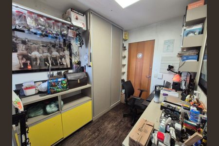 Apartamento à venda com 131m², 3 quartos e 3 vagas